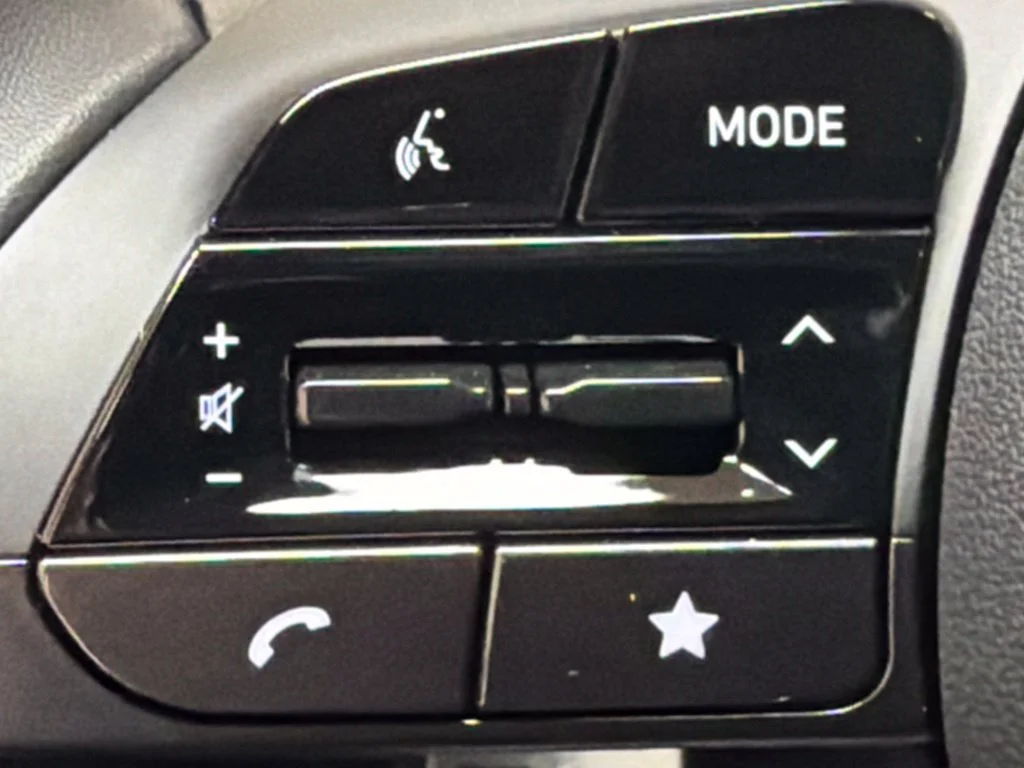 New 2026 Serenity White Hyundai SEL Sport image 19