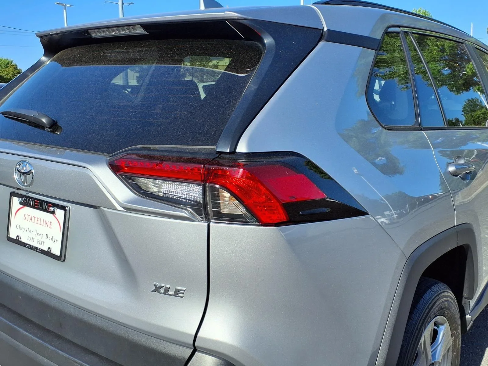 Used 2024  Toyota XLE image 17