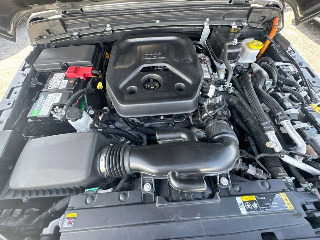 Used 2023 Gray Jeep Sahara 4xe image 34