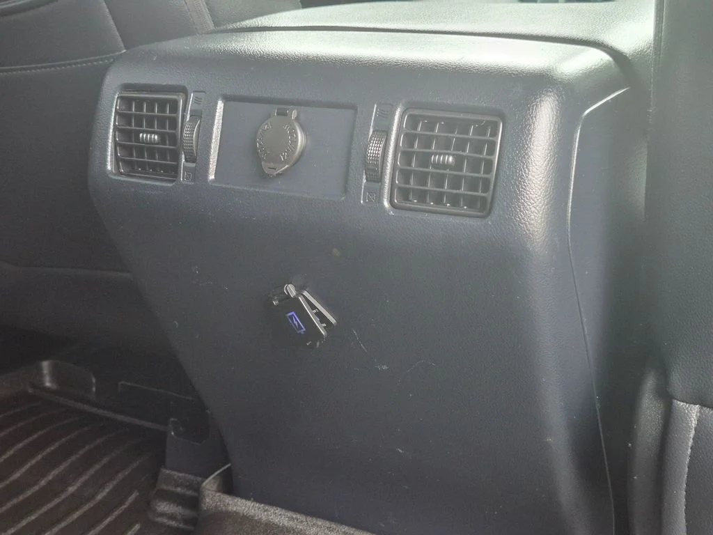 Used 2019 Midnight Black Metallic Toyota SR5 image 19