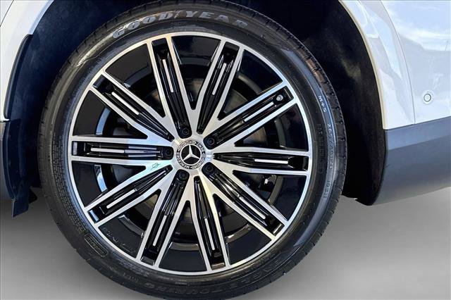 New 2027 Polar White Mercedes-Benz EQE 320 image 57