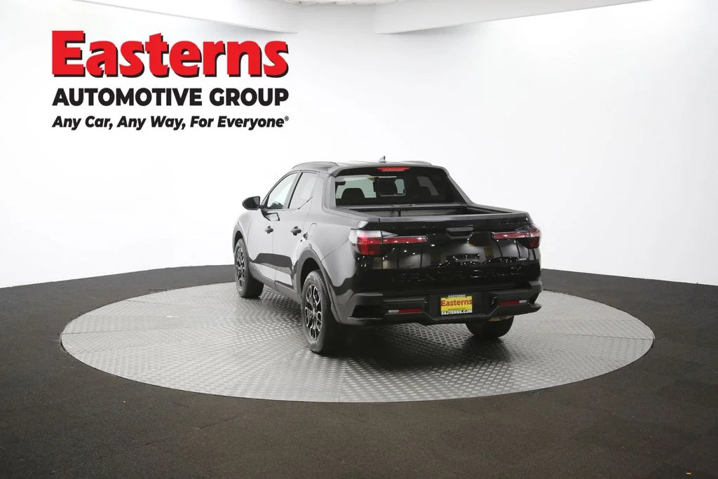 Used 2022 Black Hyundai SEL image 61