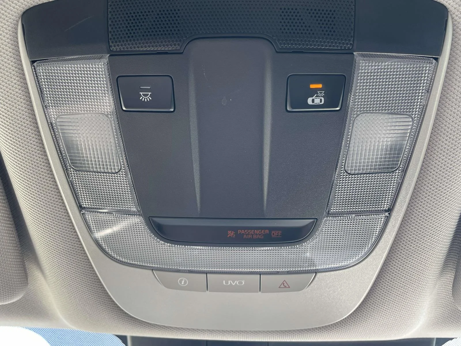 Used 2022 Gravity Blue Kia EX image 21