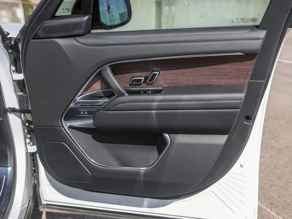 New 2025 White Land Rover SE image 31