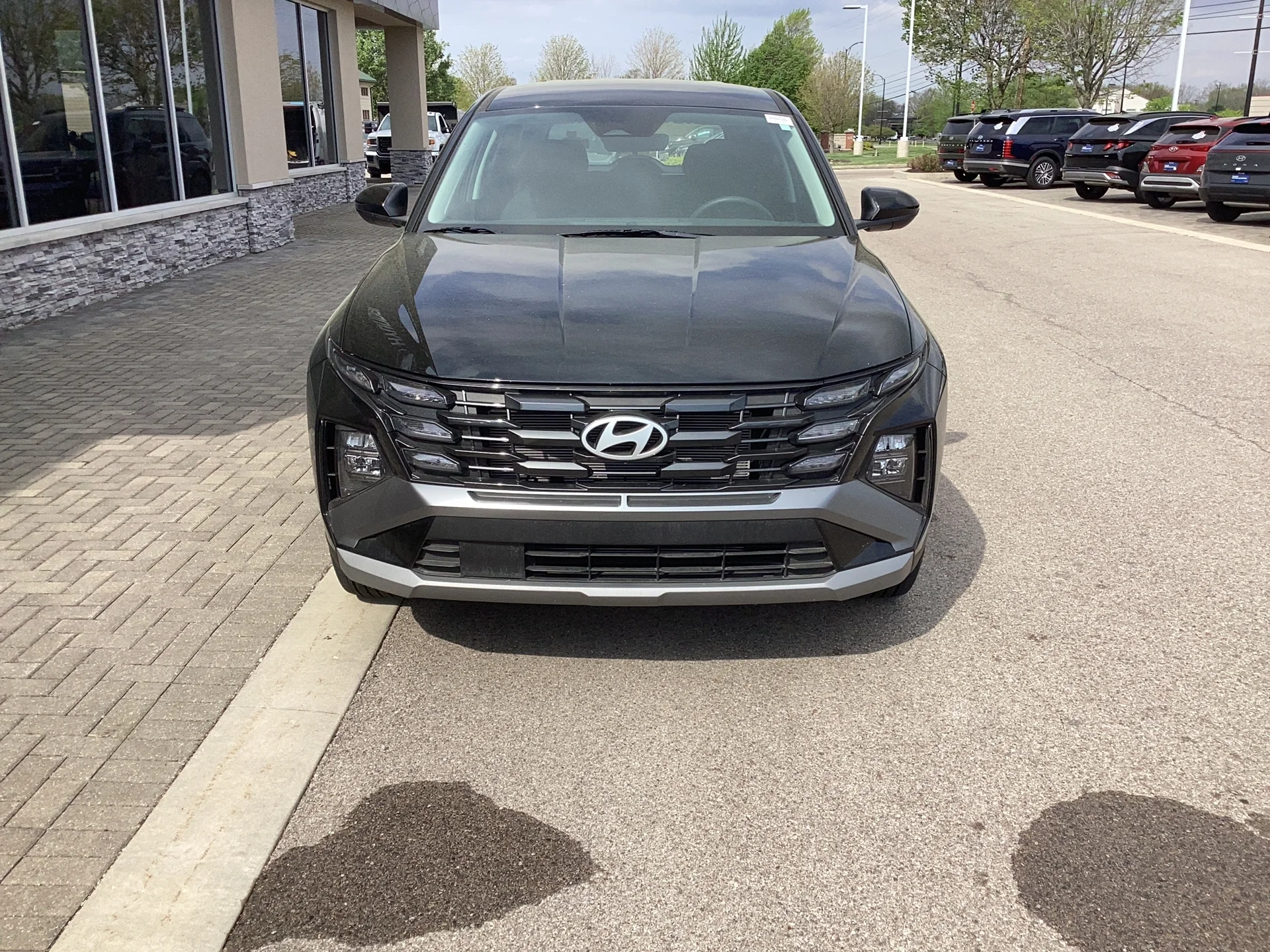 Certified Used 2026 Phantom Black Pearl Hyundai SE image 9