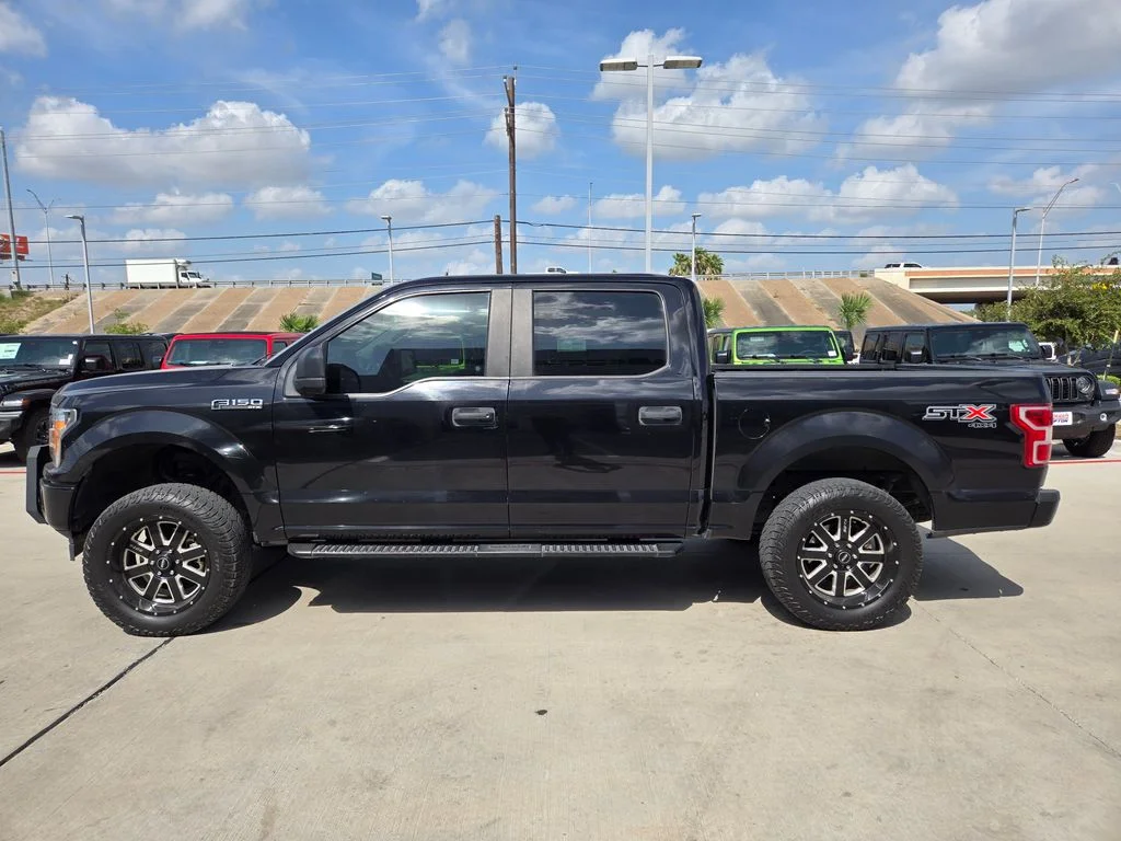 Used 2020 Black Ford XL image 6