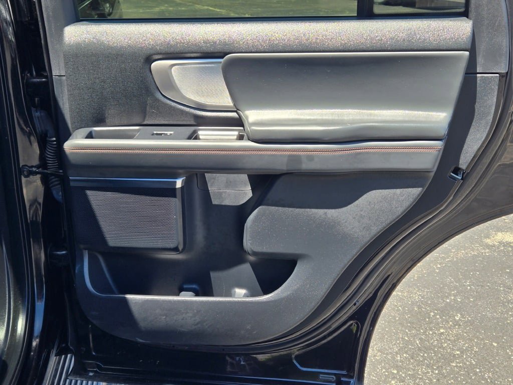 2025 Ford Expedition Active - Photo 10