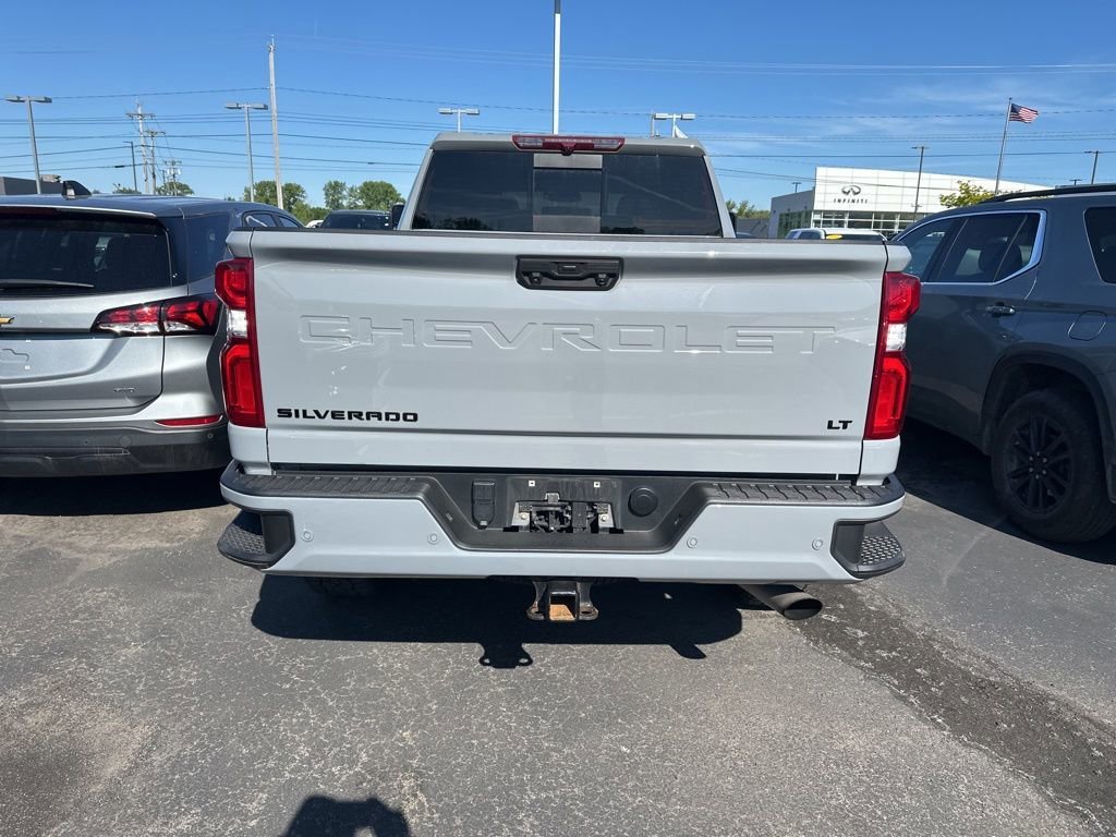 Used 2024 Slate Gray Metallic Chevrolet LT image 3