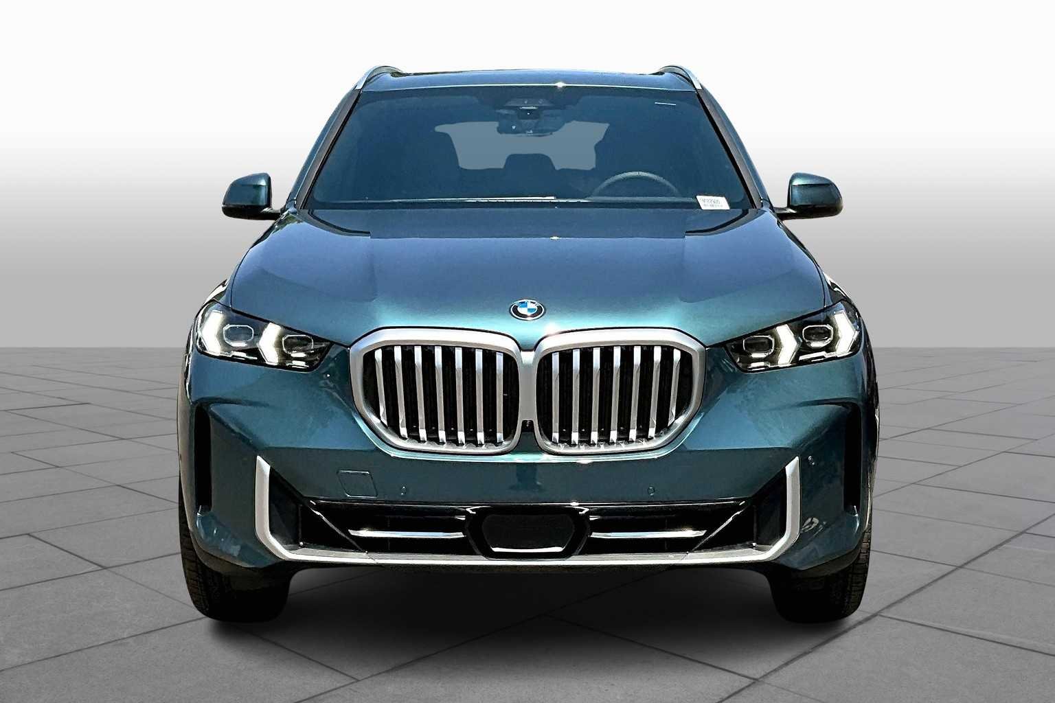 New 2026 Blue Ridge Mountain Metallic BMW xDrive40i image 3