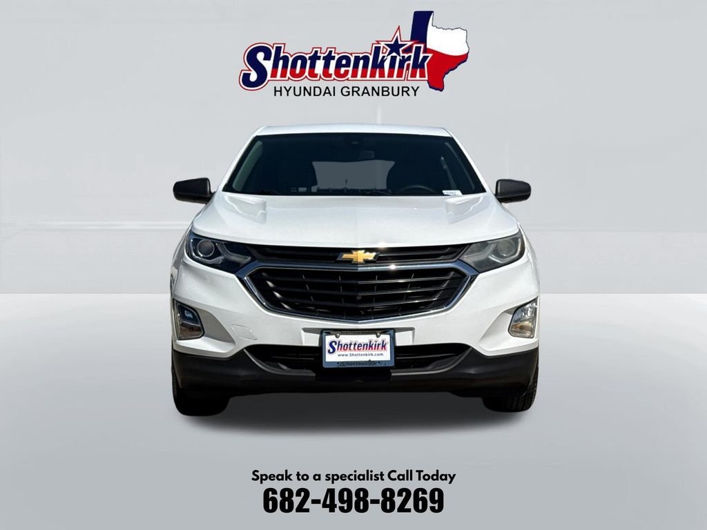 Used 2021 White Chevrolet LS image 2