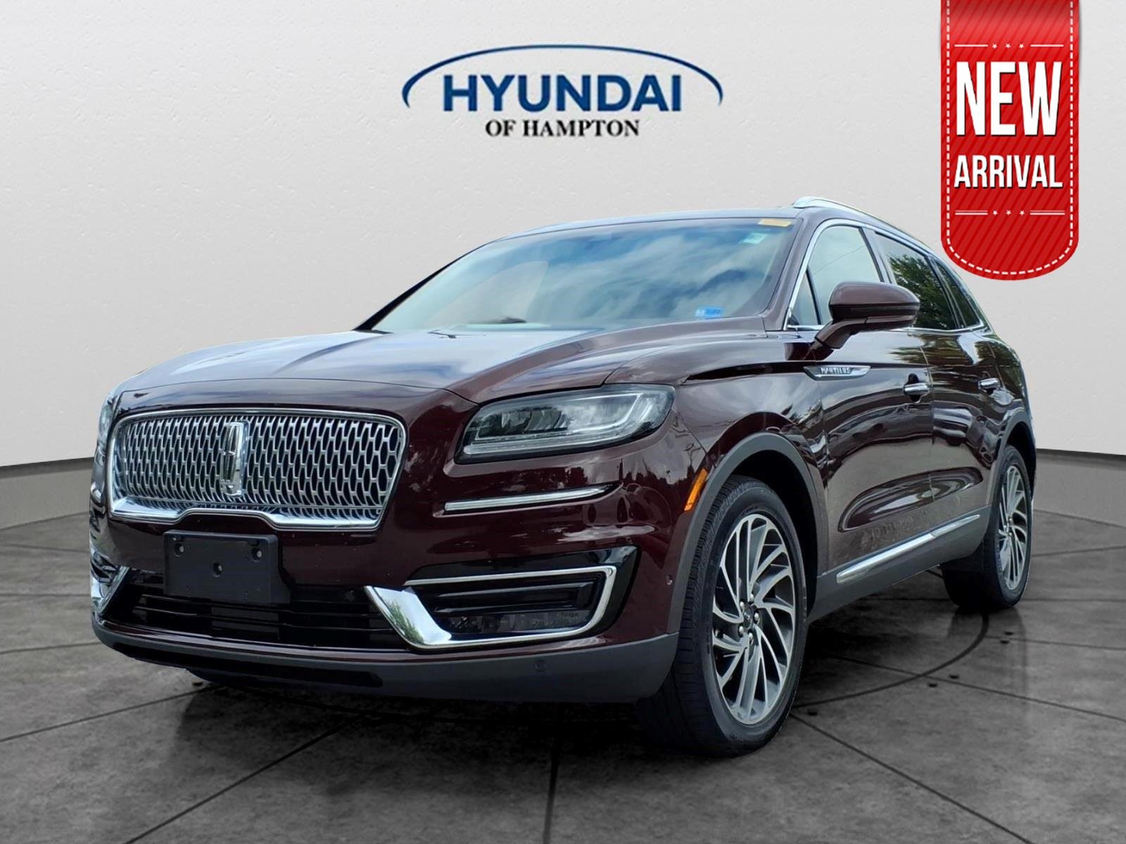 Used 2020 Burgundy Velvet Lincoln Reserve image 1