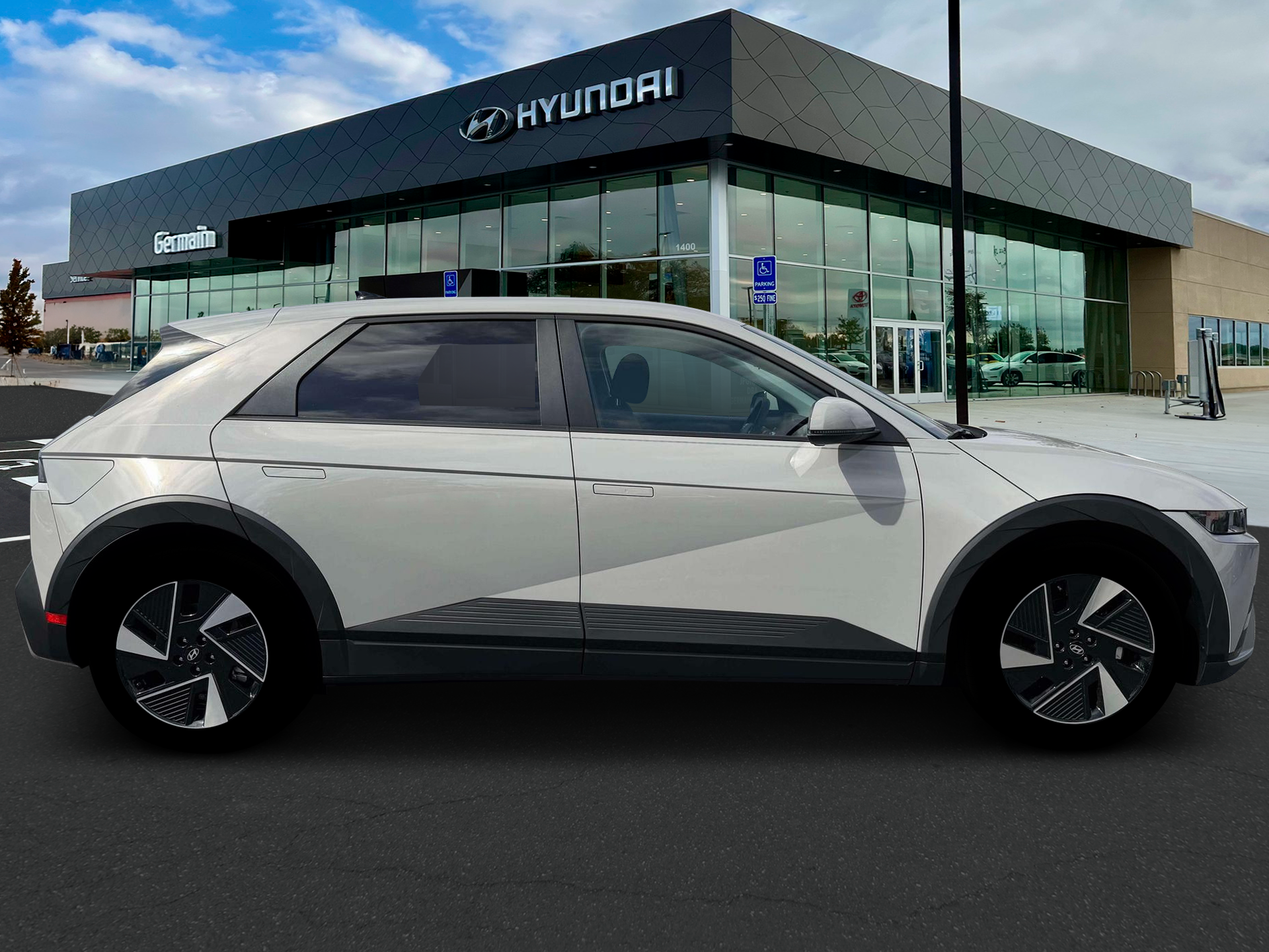 New 2026 Cyber Gray Hyundai SE image 9