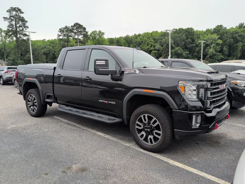 2023 GMC Sierra 4WD Crew Cab Standard Box AT4's photo