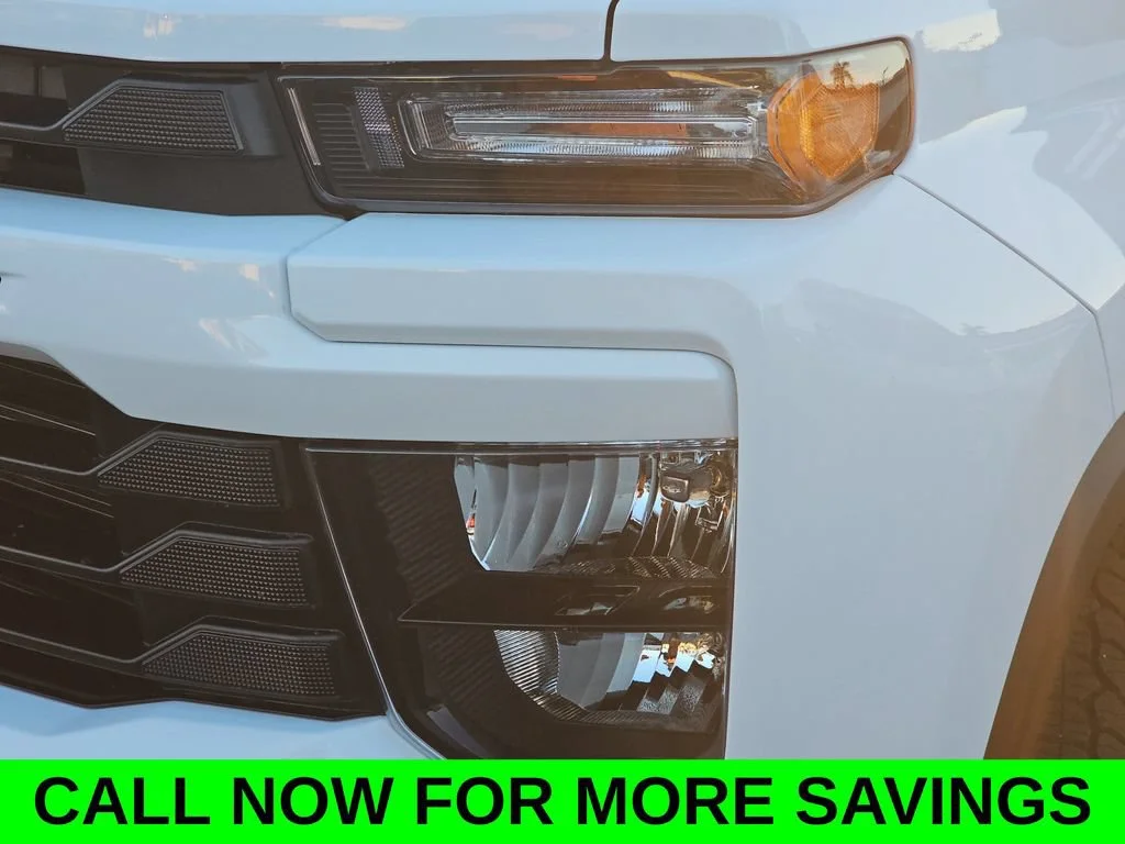 New 2026 Summit White Chevrolet Custom image 33