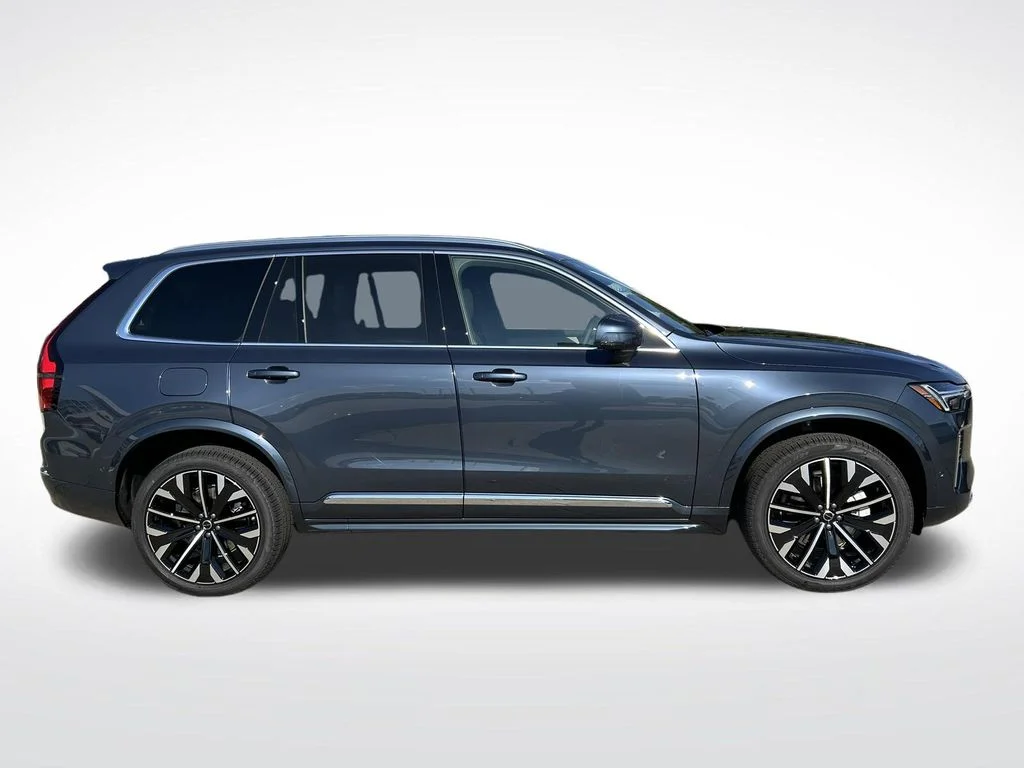2026 Volvo XC90 Plus - Photo 10