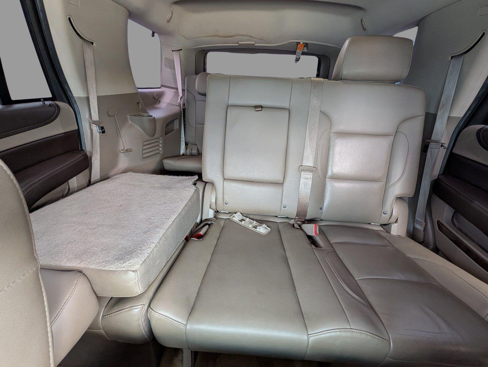 Used 2015 Champagne Silver Metallic Chevrolet LT image 13