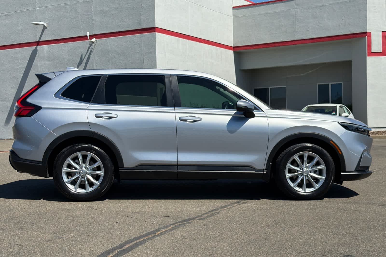 Used 2024 Lunar Silver Metallic Honda EX-L image 6