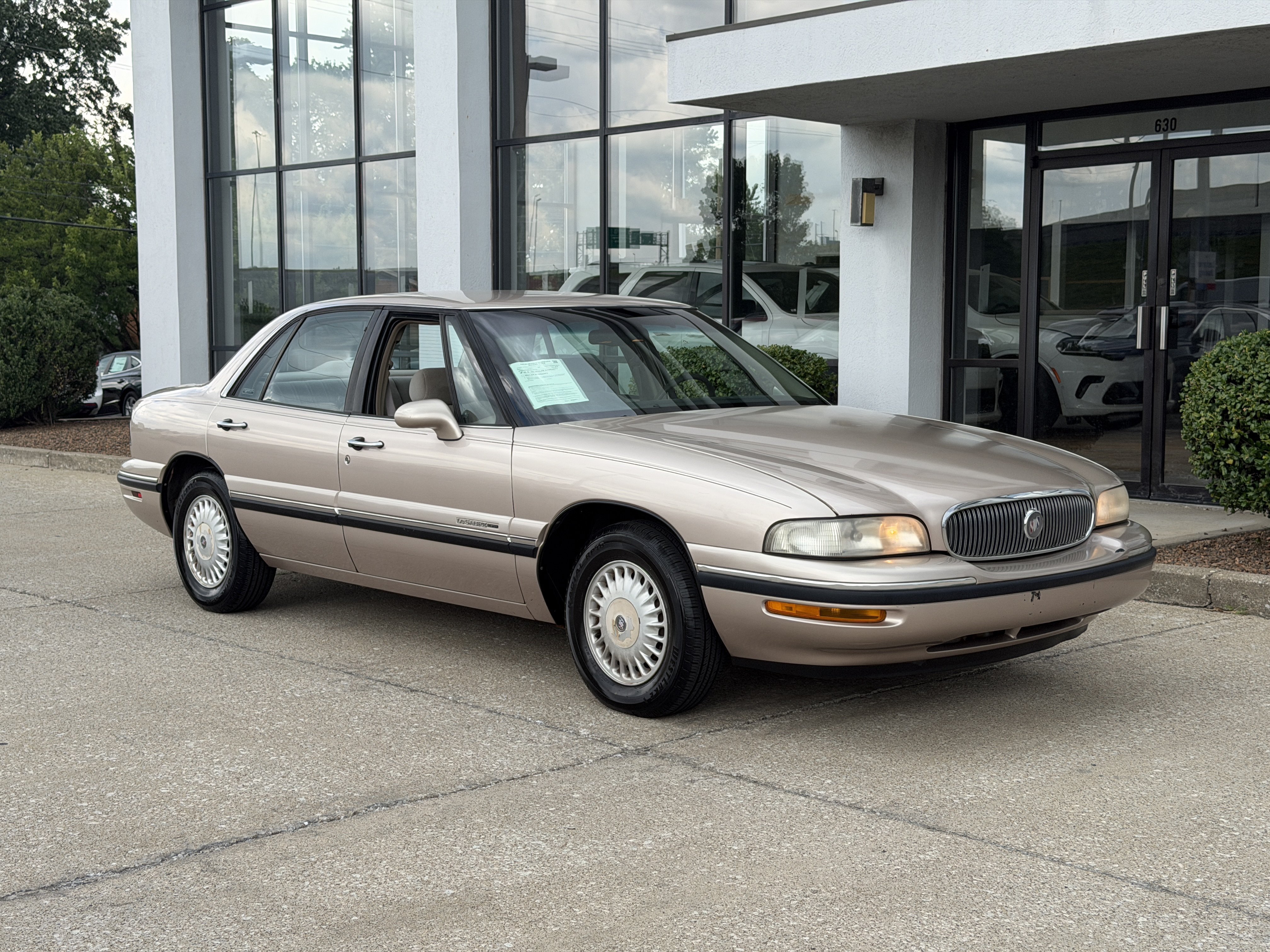 Used 1999 Buick LeSabre CUSTOM with VIN 1G4HP52K5XH452849 for sale in Jeffersonville, IN