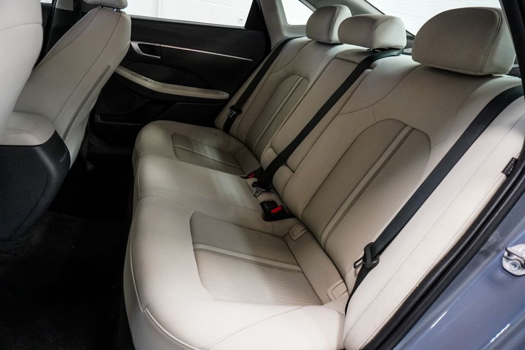 Used 2024 Blue Hyundai SEL image 8