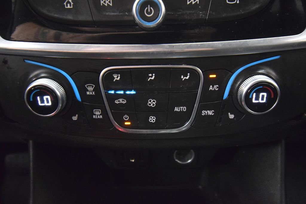 Used 2019 Red Chevrolet LT image 27