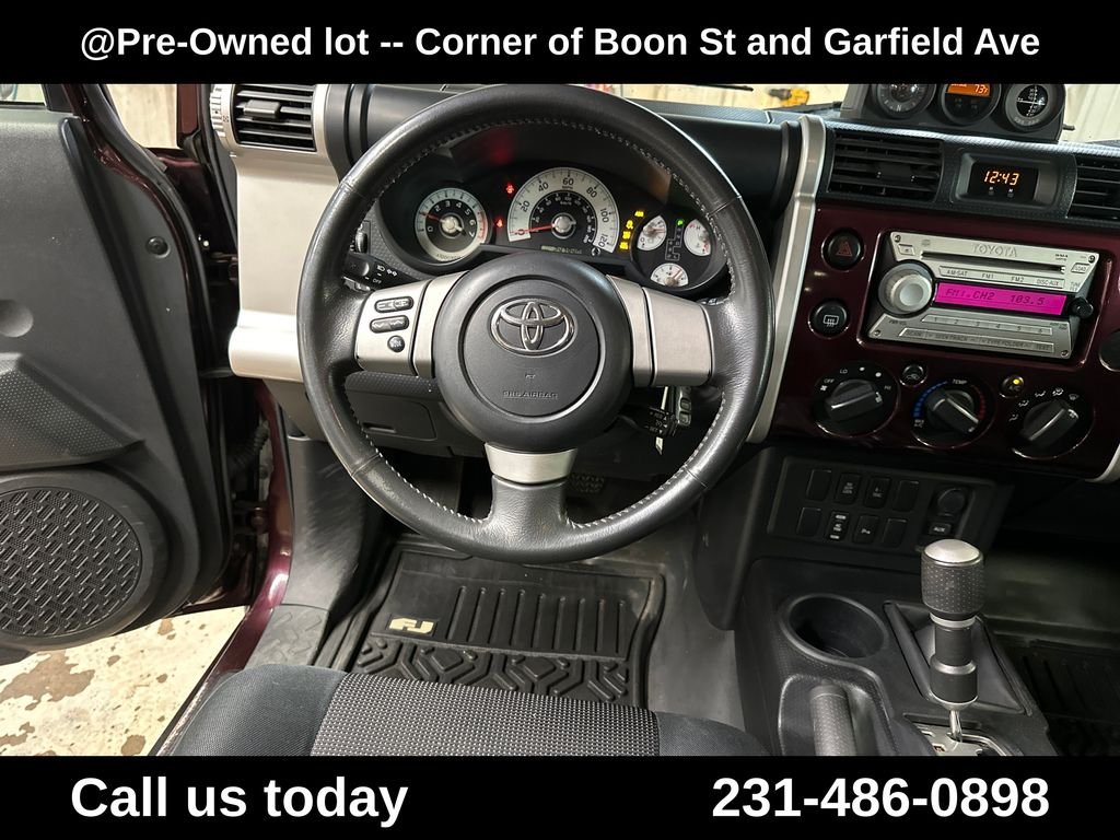 Used 2007 Red Toyota Base image 17