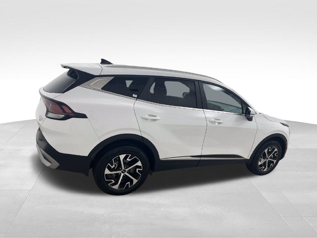 Used 2024 White Kia EX image 6