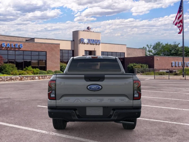 New 2026 Carbonized Gray Metallic Ford XLT image 37