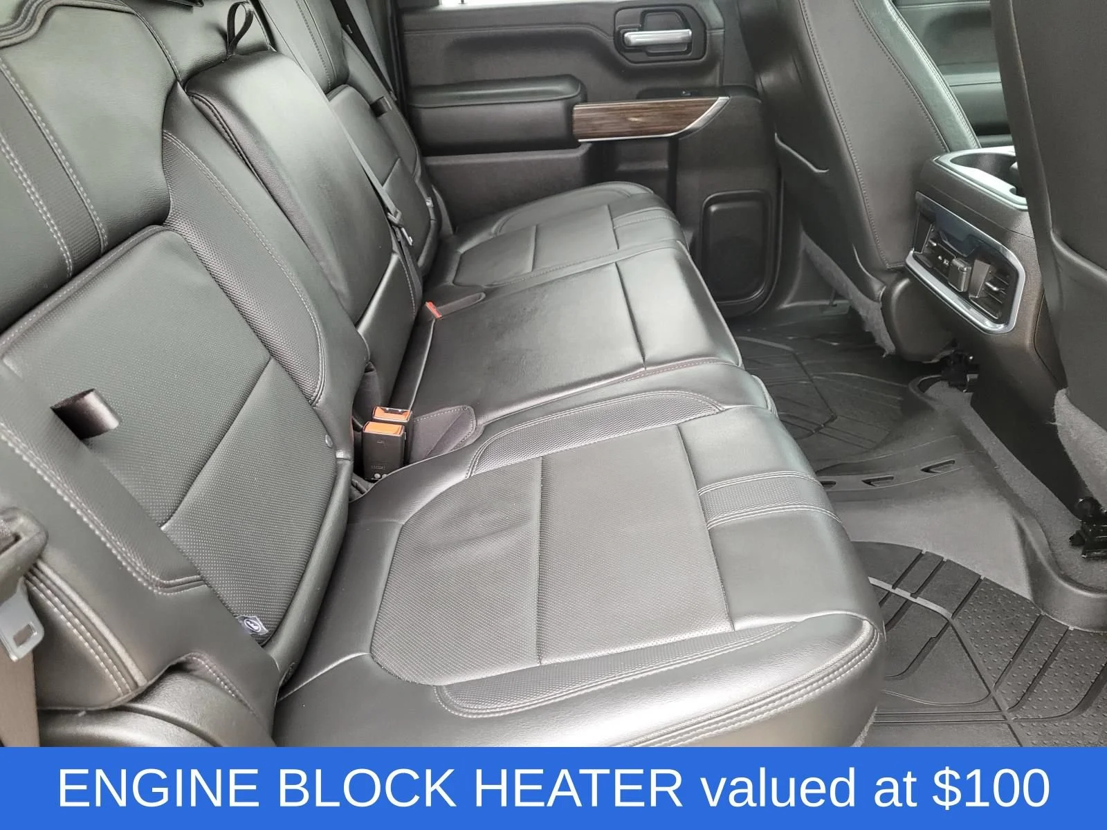 Used 2022 Silver Ice Metallic Chevrolet High Country image 14