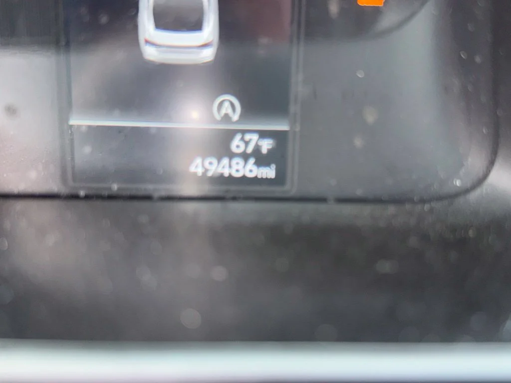 Used 2023 Red Hyundai SE image 14