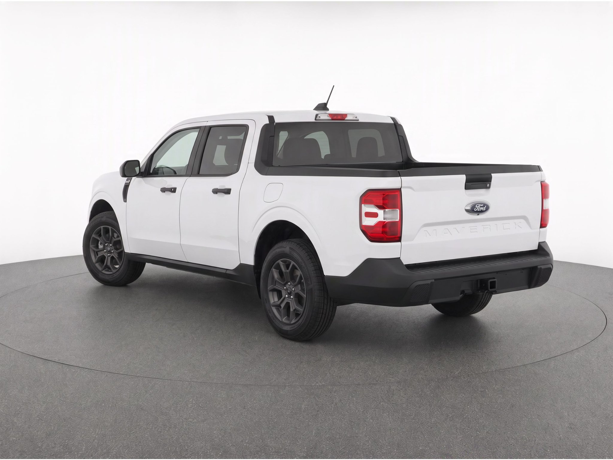 Used 2026 OXFORD WHITE Ford XLT image 3