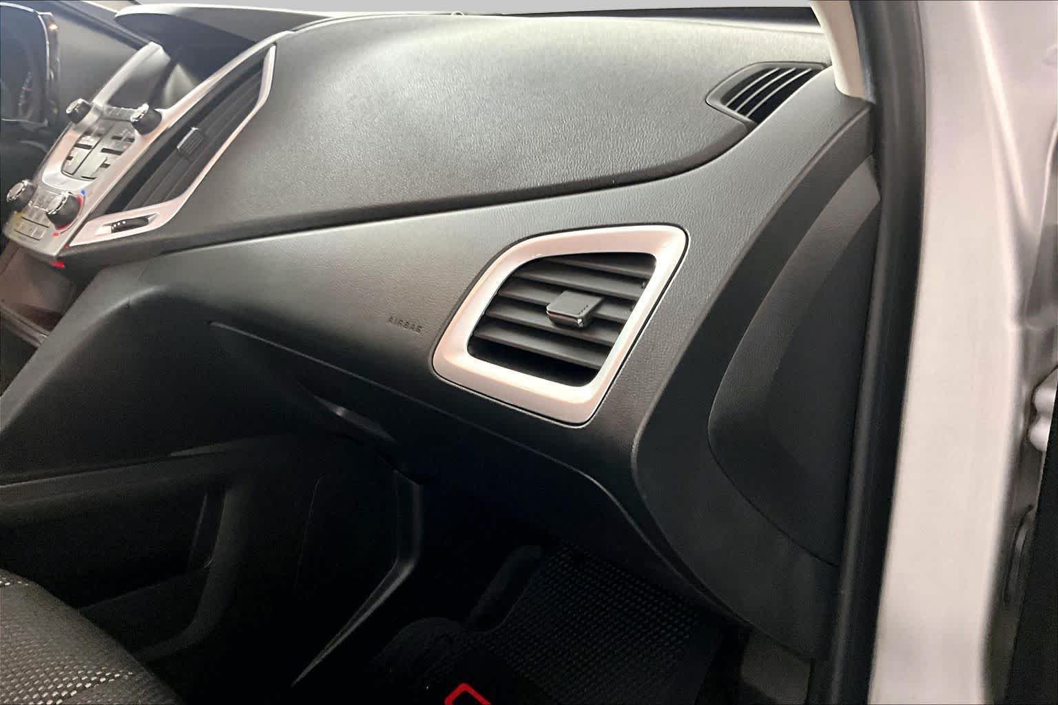 Used 2016 Quicksilver Metallic GMC SLE image 17