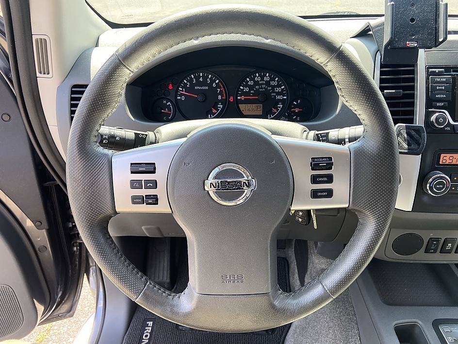 Used 2018 Gun Metallic Nissan SV V6 image 13