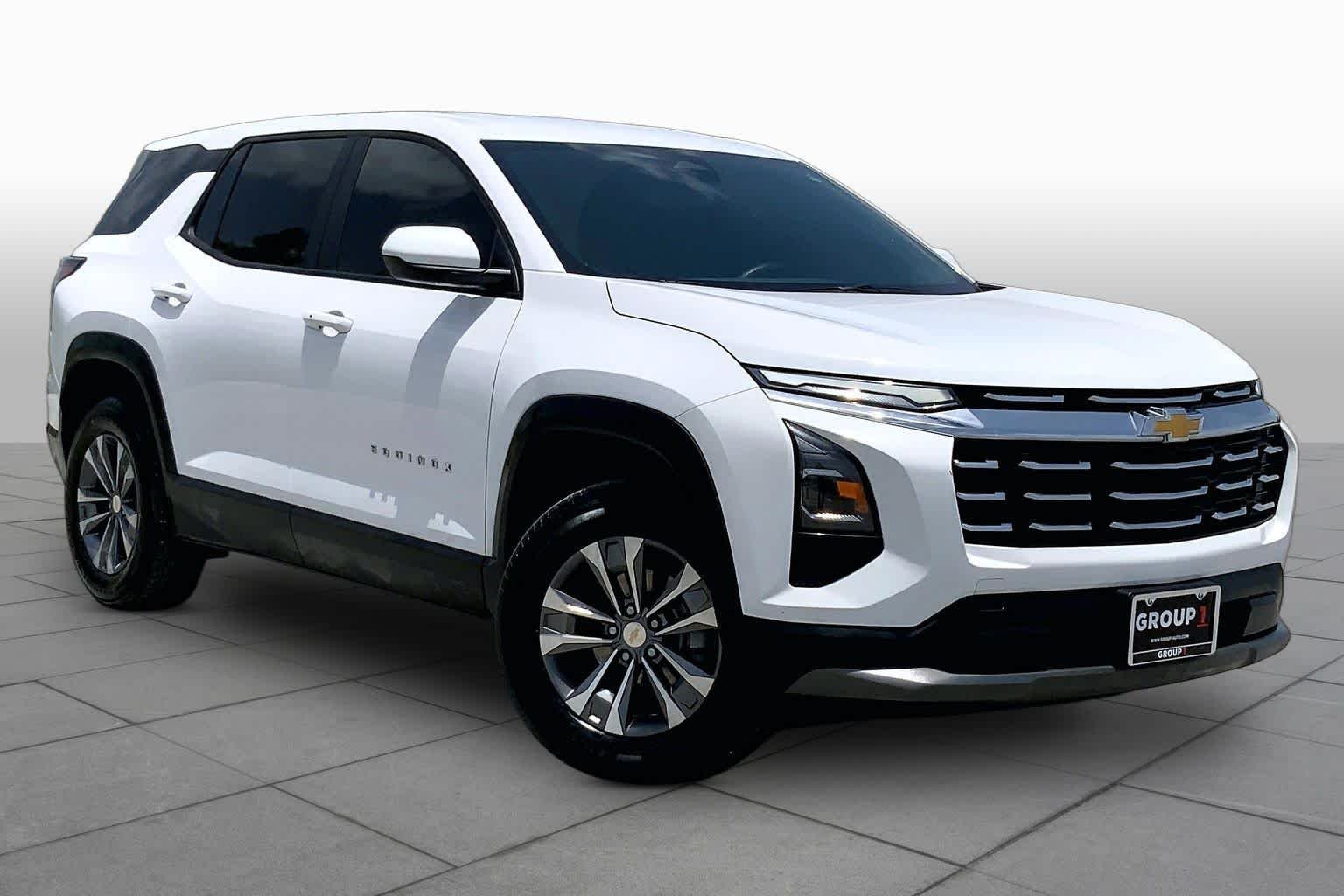Used 2026 Summit White Chevrolet FWD LT image 3
