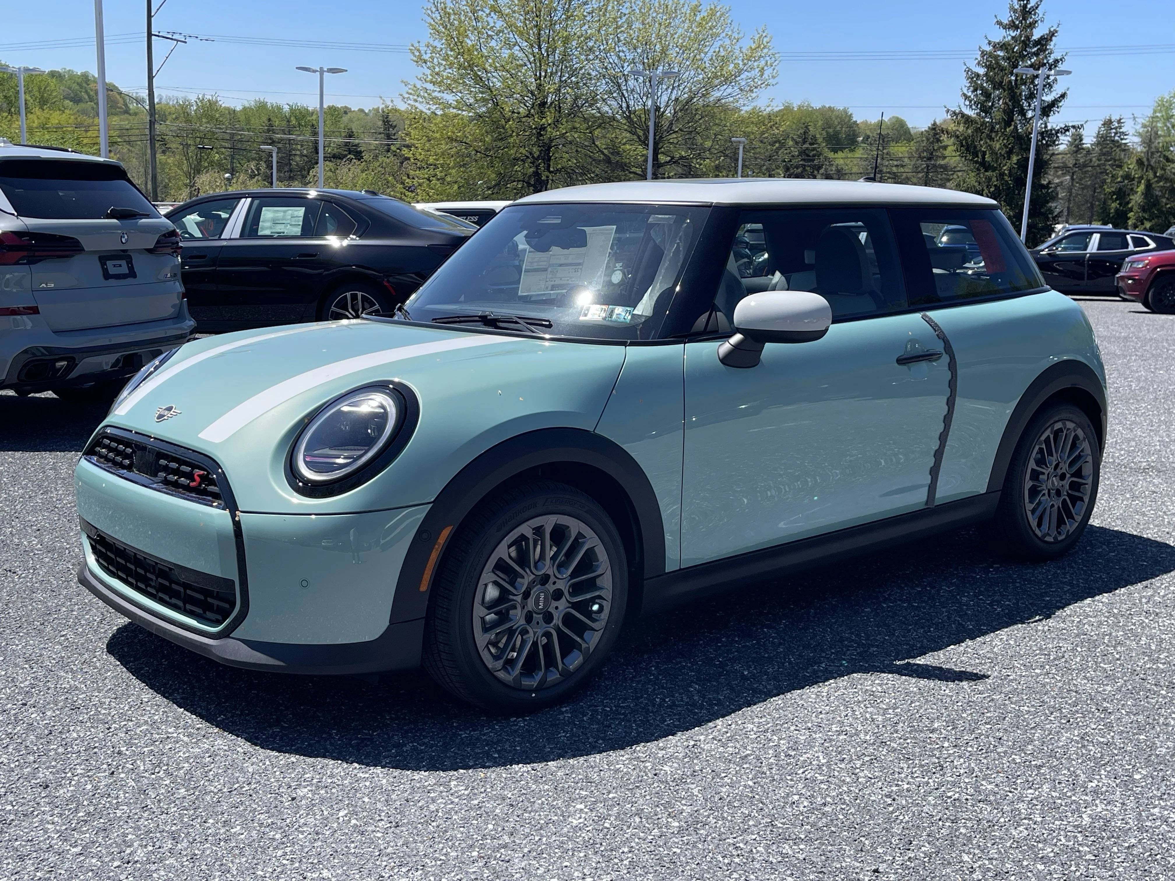 2026 MINI Hardtop Cooper S Signature's photo