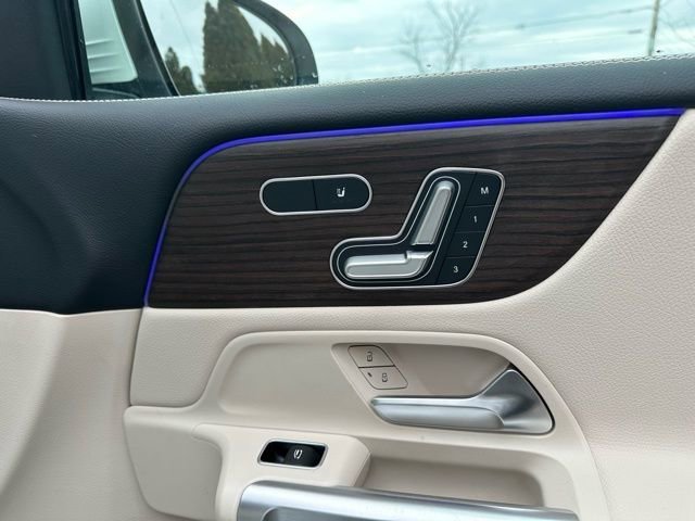 New 2026 Polar White Mercedes-Benz GLB 250 image 64