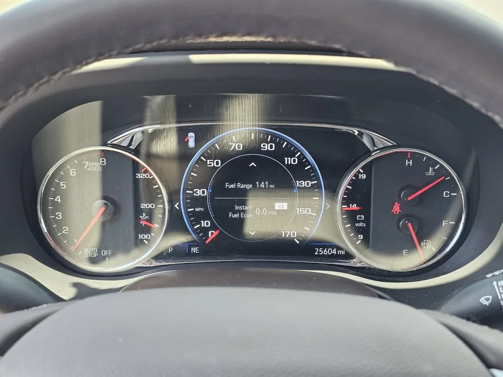 Used 2023 Summit White GMC SLT image 22
