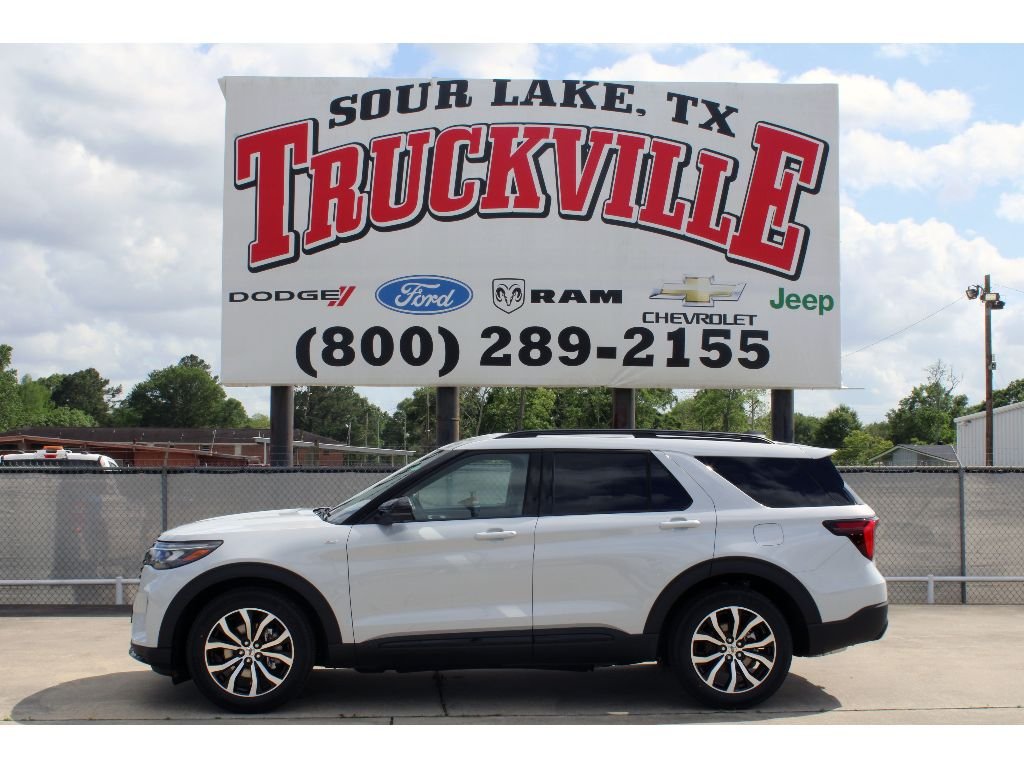 New 2026 Space White Metallic Ford ST-Line image 1