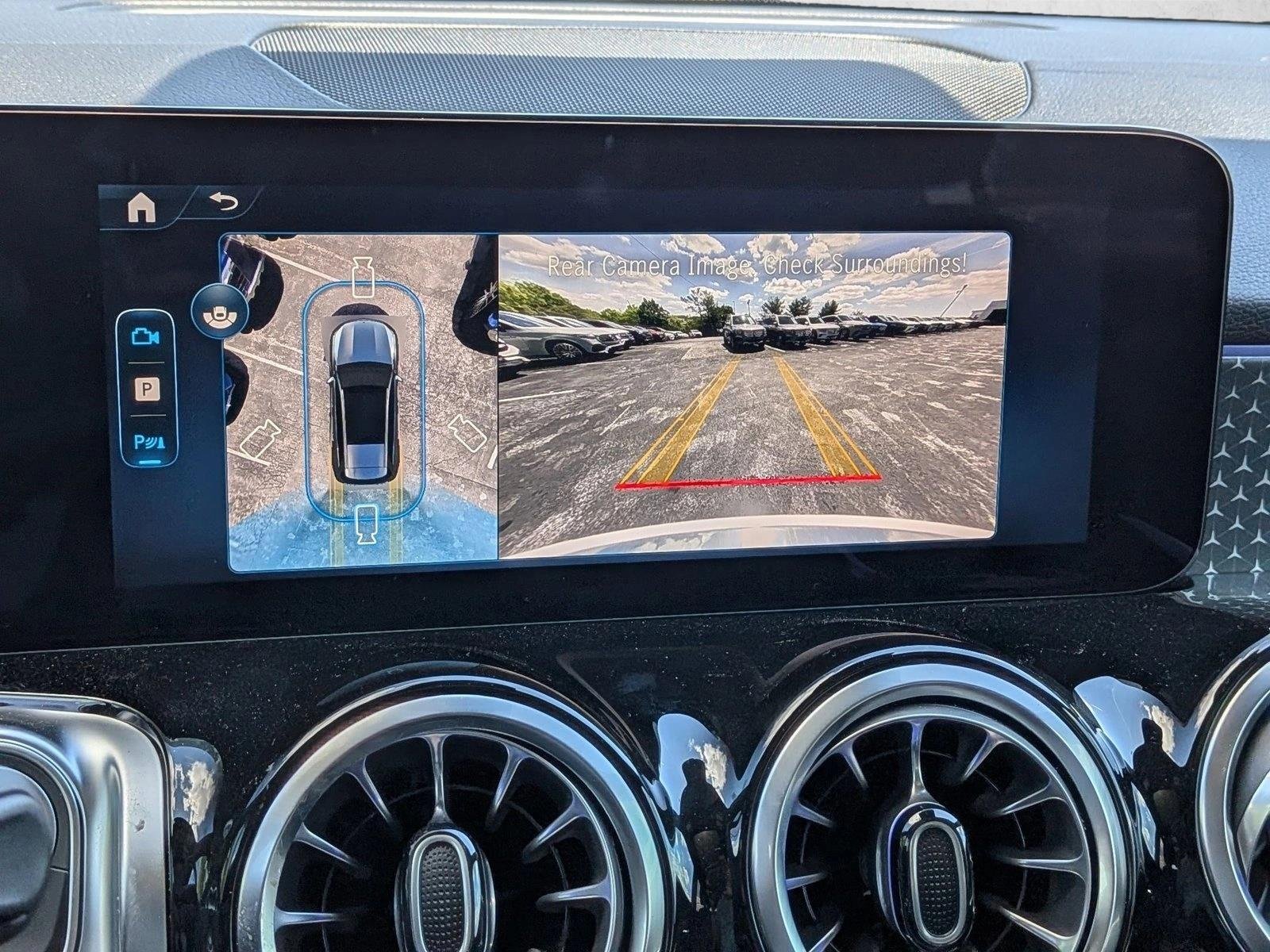 2026 Mercedes-Benz GLB GLB 250 - Photo 13