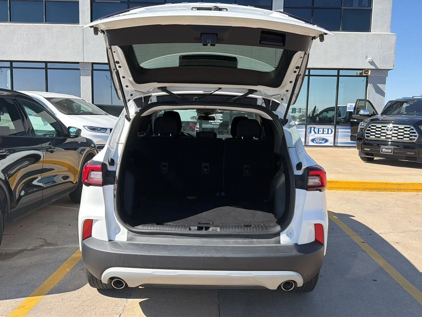 Certified Used 2025 Oxford White Ford Active image 7