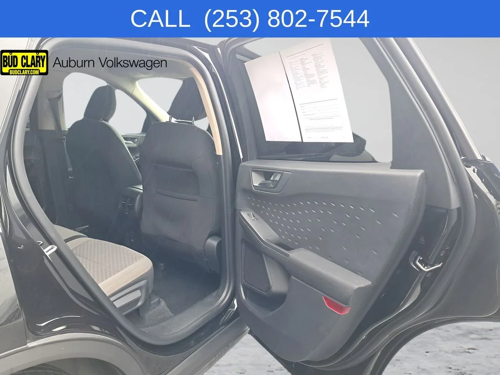 Used 2020 Black Ford SE image 15