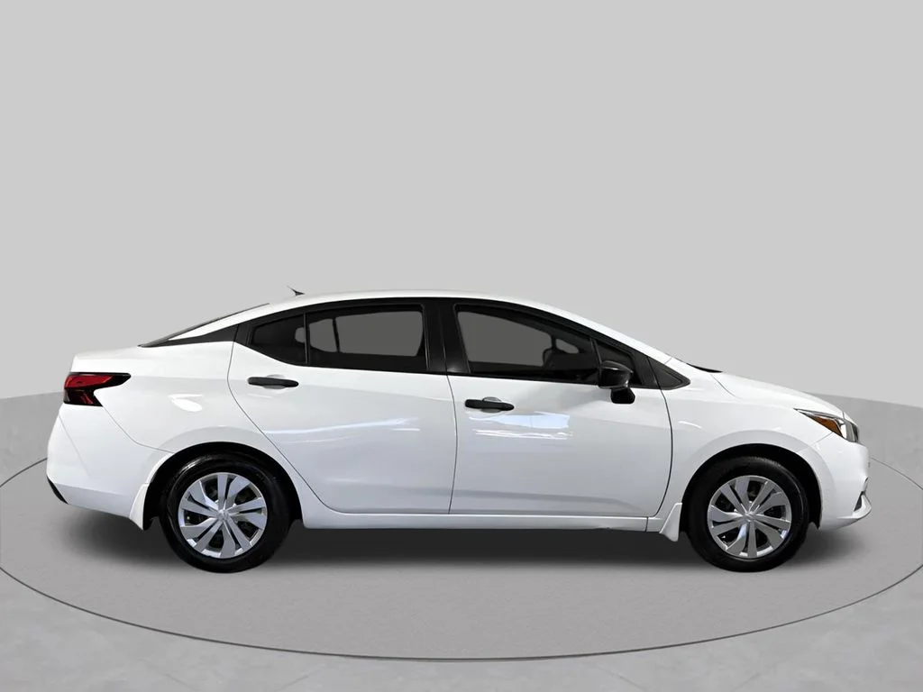 Used 2020 White Nissan 1.6 S image 11