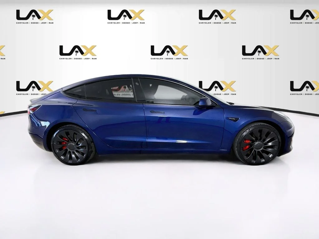 Used 2022 Blue Tesla Performance image 8