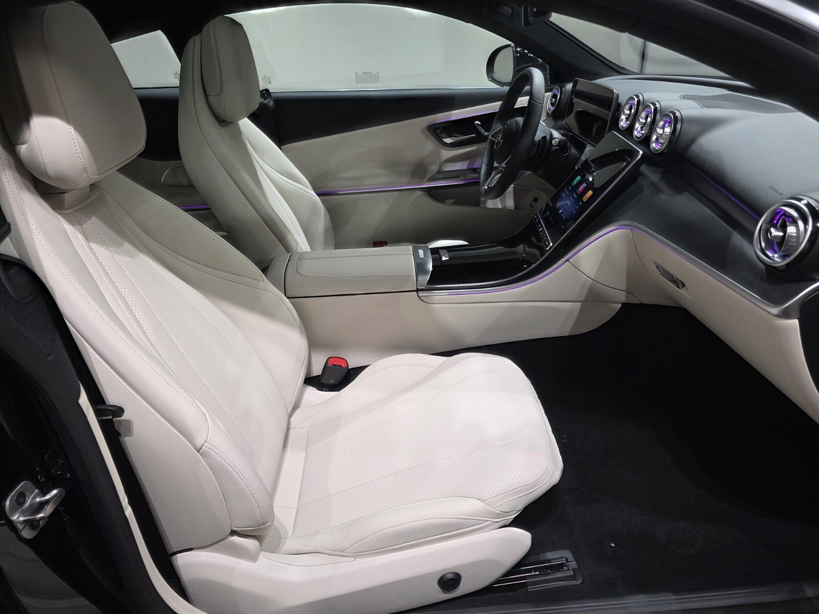 Used 2024 Black Mercedes-Benz 300 4MATIC® Coupe image 18