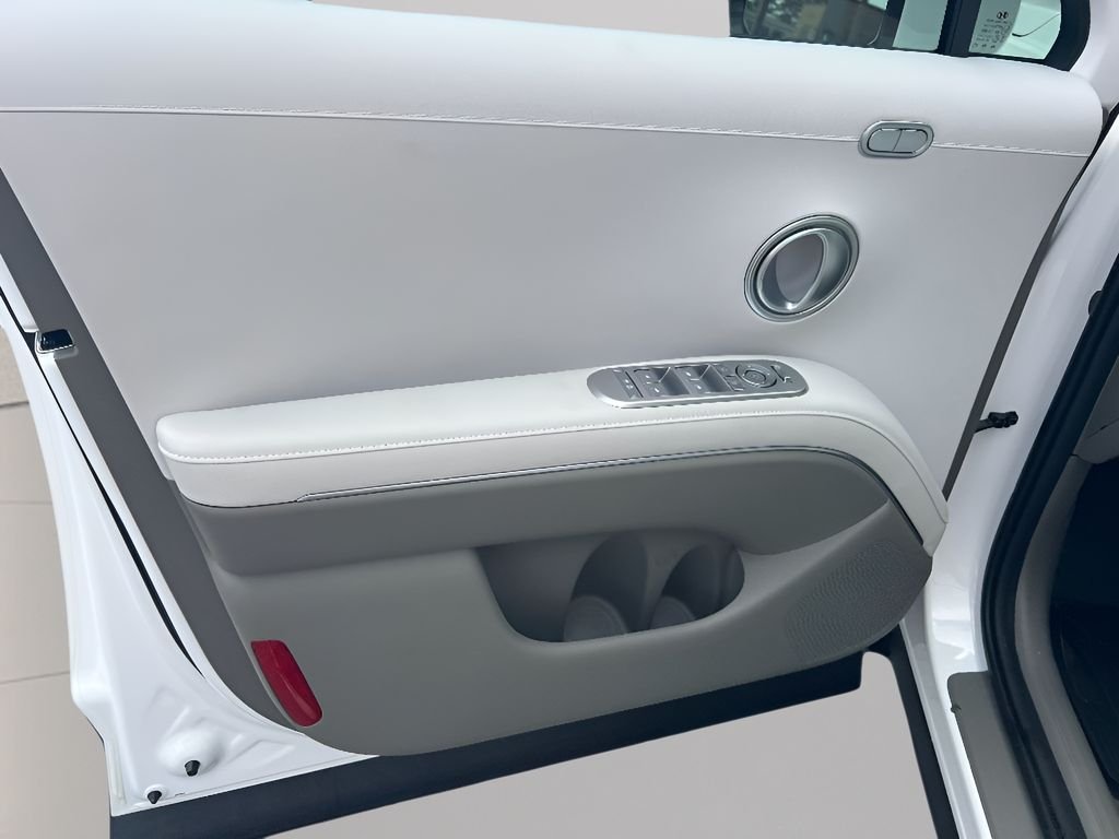 New 2026 Creamy White Pearl Hyundai Limited FWD image 54