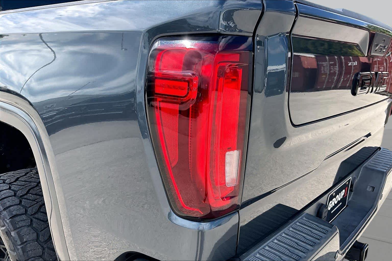 Used 2019 Dark Sky Metallic GMC AT4 image 28