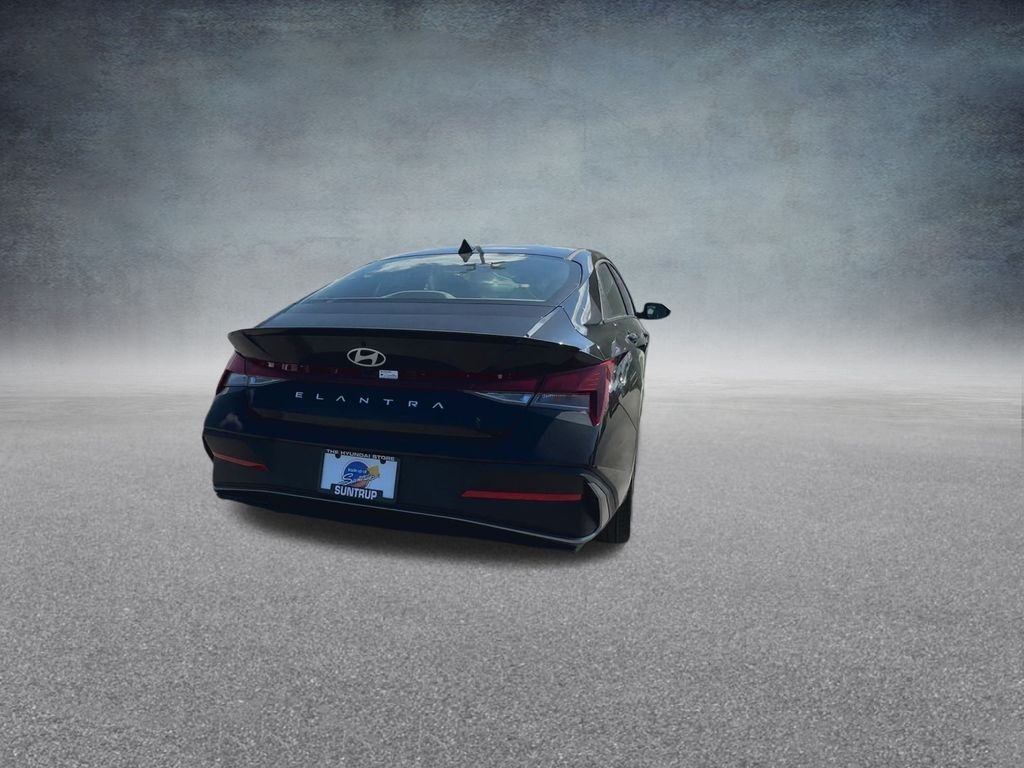 2025 Hyundai Elantra SEL - Photo 22