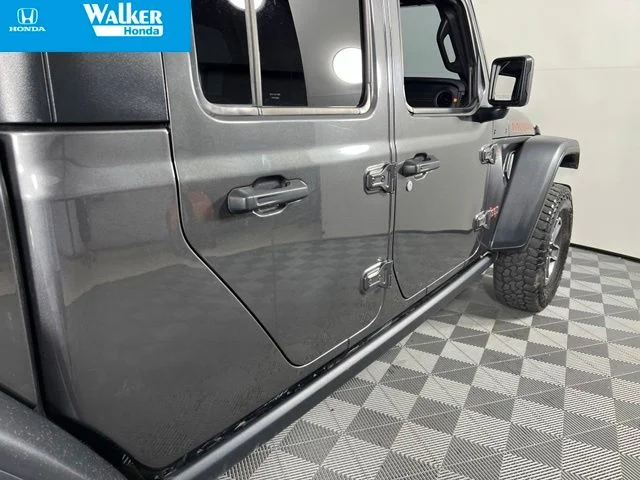 Used 2024 Crystal Metallic Jeep Mojave image 11