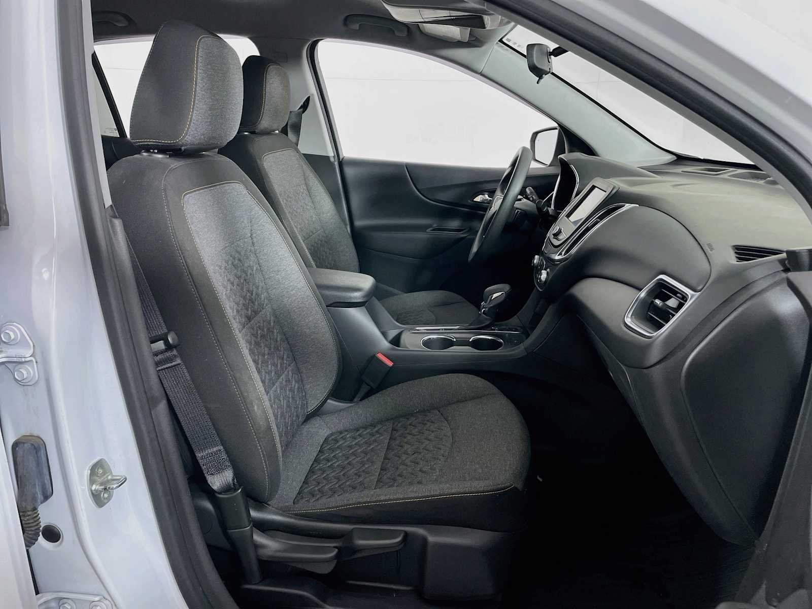 Used 2022 Summit White Chevrolet LT image 24