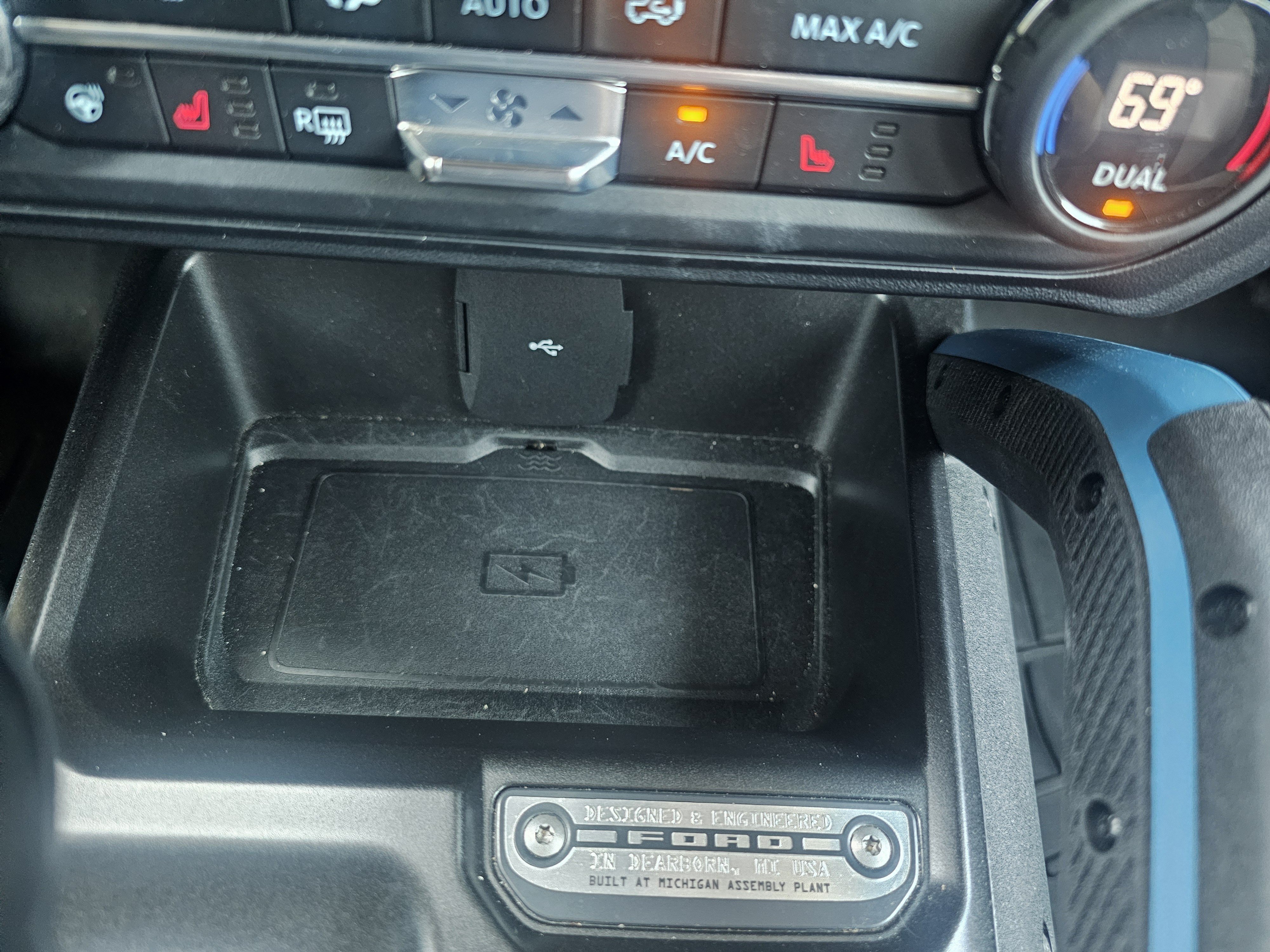 Used 2023 Cactus Gray Ford Wildtrak image 22