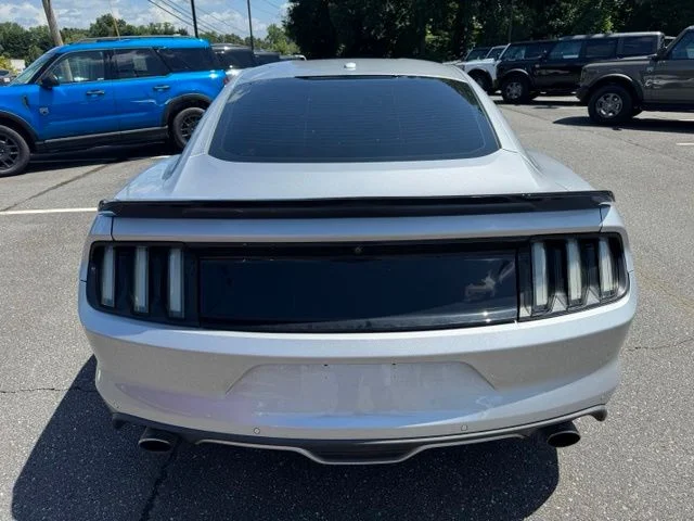 Used 2017 Silver Ford GT Premium image 7